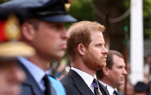 Hoàng tử Harry được mời dự lễ đăng quang của Vua Charles III
