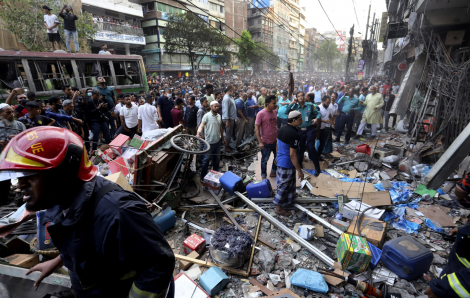 Hàng trăm người thương vong sau vụ nổ tòa nhà ở Bangladesh