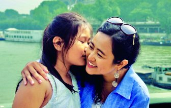 Nhà văn Cao Bảo Vy: Hành trình cùng con sống một cuộc đời rực rỡ