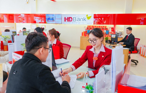 Gửi tiết kiệm tại HDBank, nữ khách hàng ở Hà Nội trúng 1 tỷ đồng