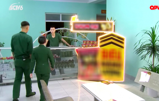 Game show mất điểm vì lồng quảng cáo thô kệch
