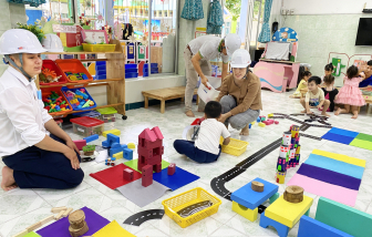 Khi phụ huynh, học sinh “vào vai” giáo viên