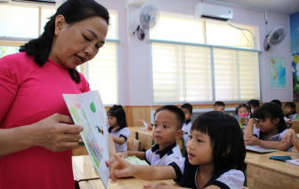 Kiến nghị Chính phủ có chính sách trợ giá sách giáo khoa chương trình mới