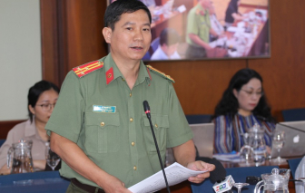 "Liệu việc trả tự do 4 tiếp viên có tạo nên tiền lệ xấu?"