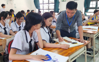 TPHCM: Học sinh, giáo viên khối 10 vẫn chưa có sách giáo khoa mỹ thuật