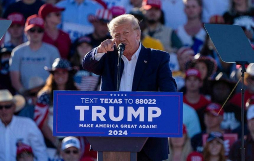 Cựu Tổng thống Donald Trump bị truy tố hình sự