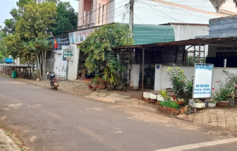 Tìm thân nhân cho bé trai sơ sinh 7 ngày tuổi bị bỏ rơi