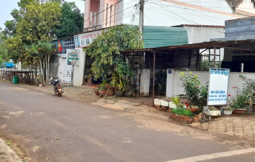 Tìm thân nhân cho bé trai sơ sinh 7 ngày tuổi bị bỏ rơi