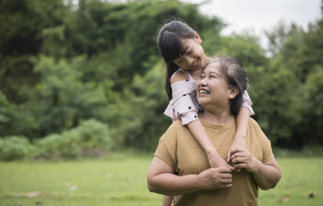 Sẩy con, còn cháu