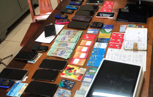 Gần 700 người mất hàng chục tỉ đồng vì "bẫy" nâng hạn mức thẻ tín dụng