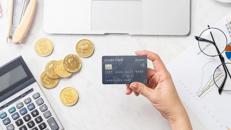 10 lưu ý để hạn chế mất tiền trong thẻ tín dụng