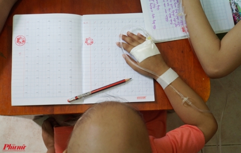 Hơn 350.000 người Việt đang sống chung với ung thư