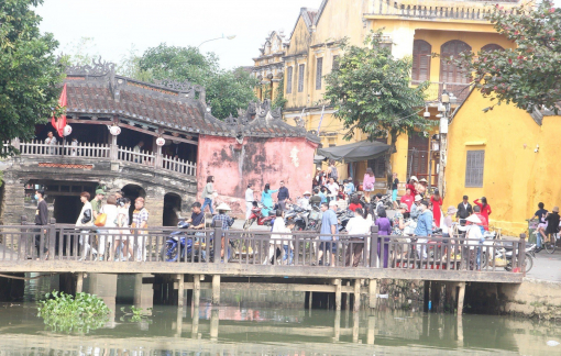 Hội An vẫn sẽ bán vé vào phố cổ đối với đoàn khách, tour du lịch