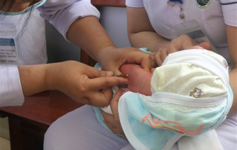 Nguy cơ cao xâm nhập bại liệt hoang dại, Bộ Y tế đề nghị khẩn trương tiêm vắc xin IPV cho trẻ em
