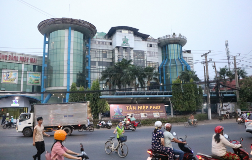 Công an khám xét trụ sở Tân Hiệp Phát ở Bình Dương