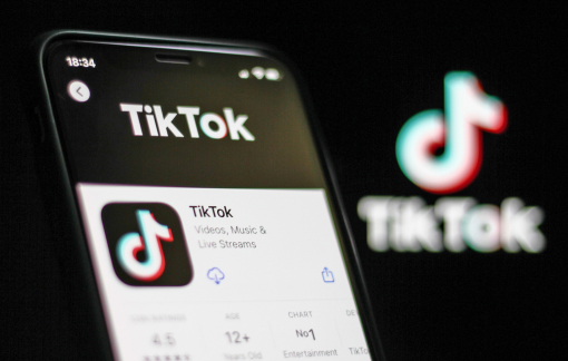 Những xu hướng kỳ quái đáng lo từ TikTok