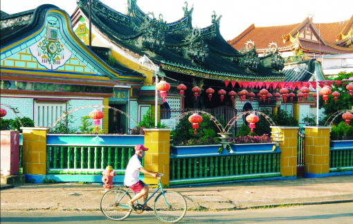 Tình yêu dưới mái nhà cổ