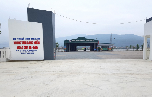 Phó giám đốc trung tâm đăng kiểm ở Hà Tĩnh bị bắt vì nhận hối lộ