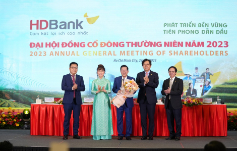 Đại hội cổ đông HDBank: Lấy phát triển bền vững làm kim chỉ nam, đặt mục tiêu lợi nhuận 13.197 tỉ đồng