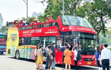 Hà Nội miễn phí vé xe buýt city tour dịp lễ 30/4