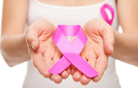 Lao động nữ được sàng lọc ung thư vú, ung thư cổ tử cung khi khám sức khỏe định kỳ