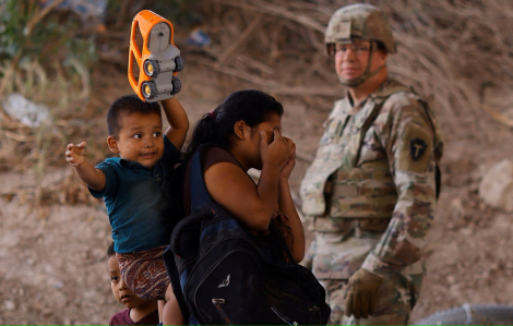 Số người di cư đến biên giới Mỹ - Mexico bắt đầu giảm