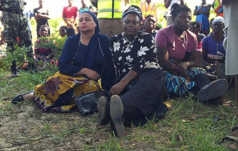 Xuồng va chạm với hà mã, 23 người ở Malawi mất tích
