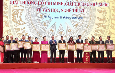 Trao Giải thưởng Hồ Chí Minh, Giải thưởng Nhà nước về văn học, nghệ thuật