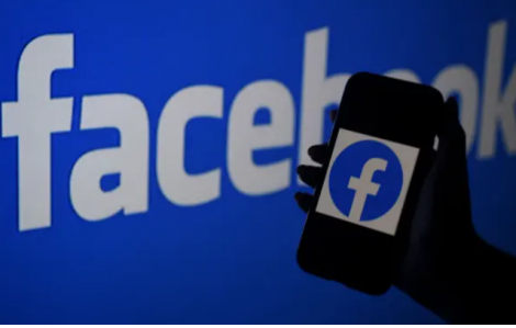 Công ty mẹ Facebook bị phạt kỷ lục 1,3 tỉ USD