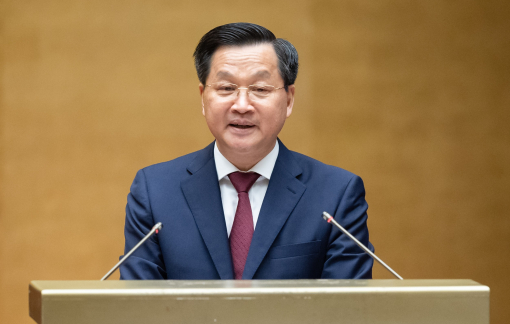 Kinh tế gặp thách thức vì chịu “tác động kép”