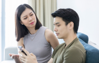 Nhắm mắt mà yêu chồng