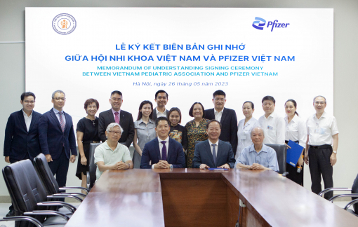 Lễ ký kết biên bản ghi nhớ hợp tác chăm sóc sức khỏe trẻ em giữa Pfizer Việt Nam cùng Hội Nhi khoa Việt Nam