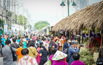 Hơn 100 gian hàng trưng bày trong Tuần lễ trái cây “Trên bến dưới thuyền” Quận 8