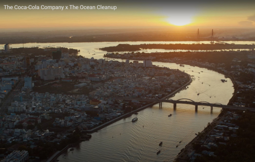 Coca-Cola ra mắt phim ngắn kỷ niệm một năm triển khai hệ thống làm sạch sông ngòi Interceptor™ trên sông Cần Thơ