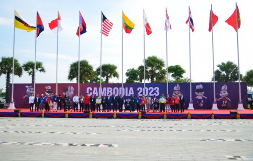 Lễ thượng cờ ASEAN Para Games 12