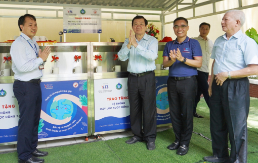 Đưa “Nước sạch học đường” về huyện Cái Bè, tỉnh Tiền Giang