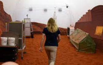 Gặp nhà khoa học nữ - người chuẩn bị sống 1 năm trên sao Hỏa