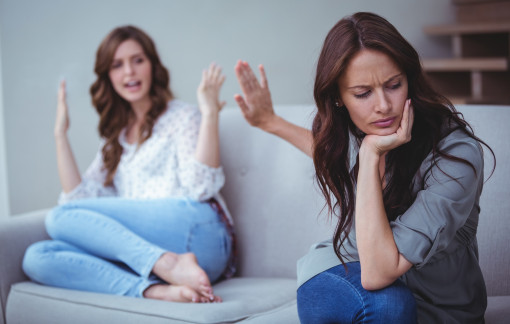 Mất tiền, mất luôn tình chị em