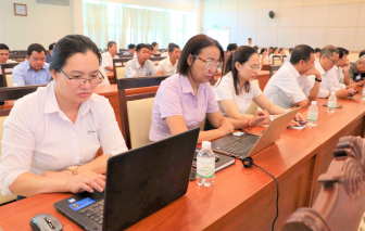 PC Khánh Hòa tập huấn nghiệp vụ kinh doanh và dịch vụ khách hàng năm 2023