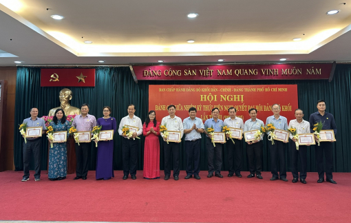 Cán bộ, đảng viên, người đứng đầu phải gương mẫu