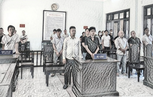 Xét xử 10 người trong đường dây đánh bạc hơn 500 tỉ đồng tại Huế