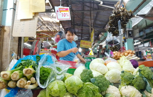 Chợ truyền thống khuyến mãi như siêu thị