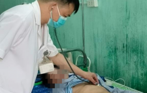 Cứu cậu bé 16 tuổi mắc uốn ván được gia đình “xin về làm ma”