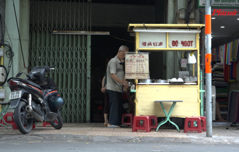 Tiệm chè ông cụ người Hoa gắn bó với nhiều thế hệ người Sài Gòn