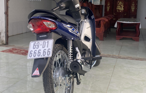 Bấm được biển số “ngũ quý”, bán lại với giá 235 triệu đồng