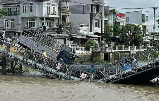 Trà Vinh: Sập cầu tạm khi đang thử tải