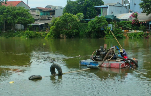 Dân tố giác doanh nghiệp vô tư hút cát "lậu" trên sông Như Ý