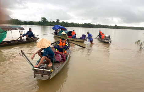 Tìm thấy thi thể 3 học sinh mất tích trên sông Lam