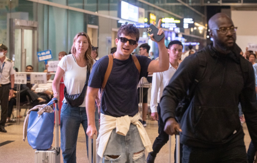 Charlie Puth đến Vinpearl Nha Trang, sẵn sàng cho siêu đại nhạc hội 8Wonder