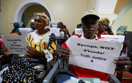 Gambia: 70 trẻ em tử vong vì siro ho của Ấn Độ